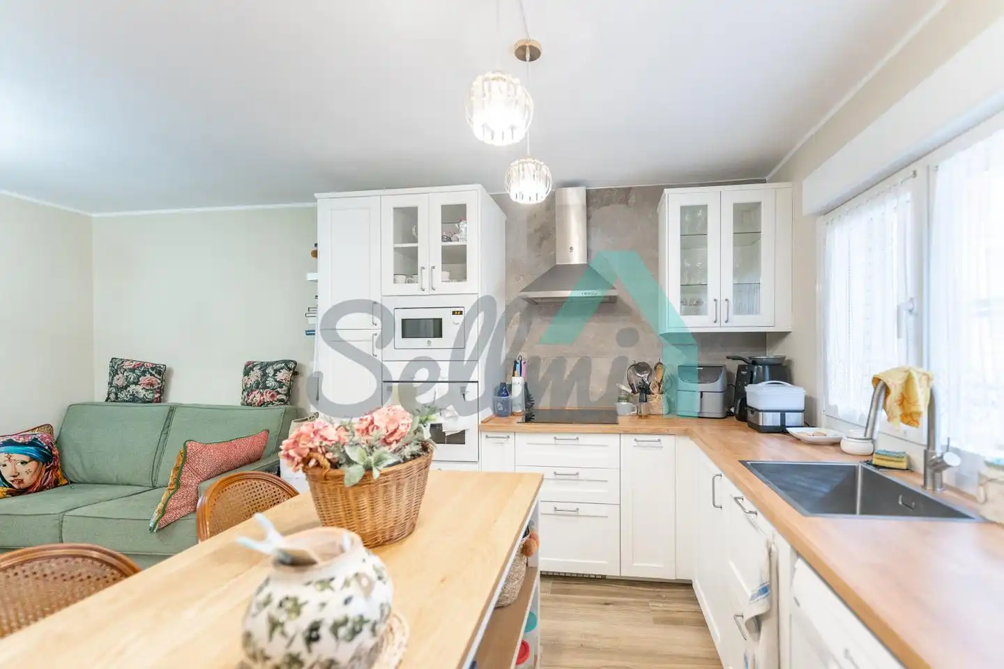 Kitchen of Flat for rent in Gijón   with Furnished