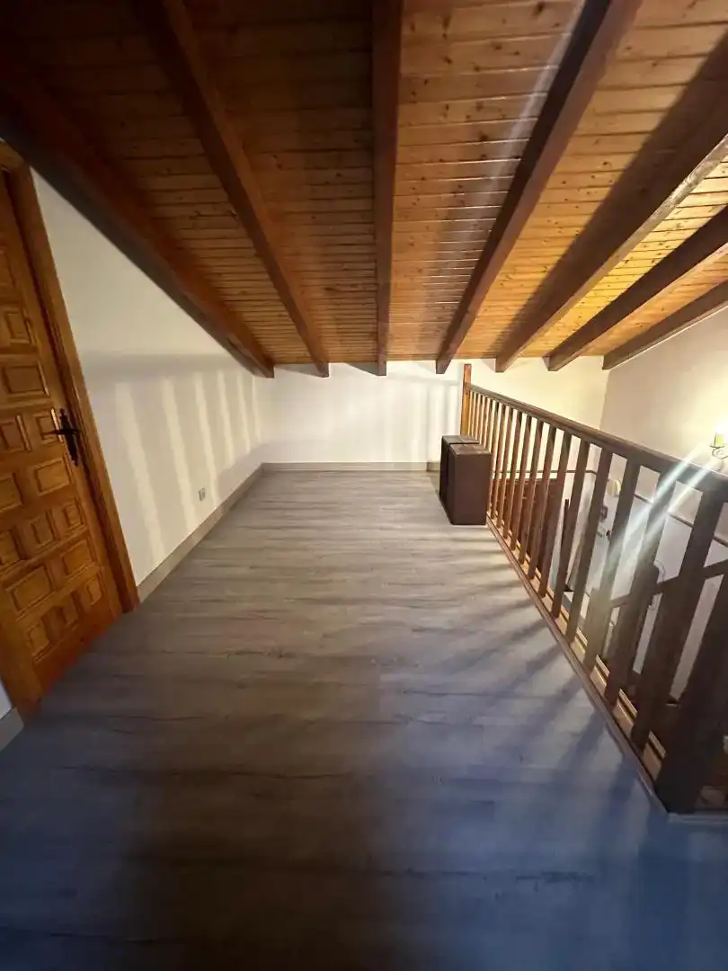 Casa adosada en venda en Vitoria - Gasteiz amb Jardí privat, Parquet i Traster