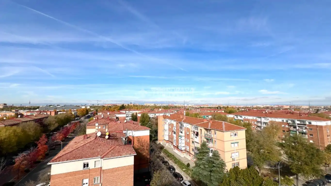 Vista exterior de Piso en venta en Madrid con Aire acondicionado