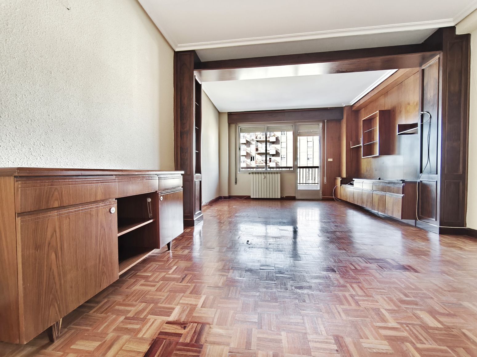 Sala de estar de Piso en venta en  Logroño con Calefacción, Terraza y Balcón