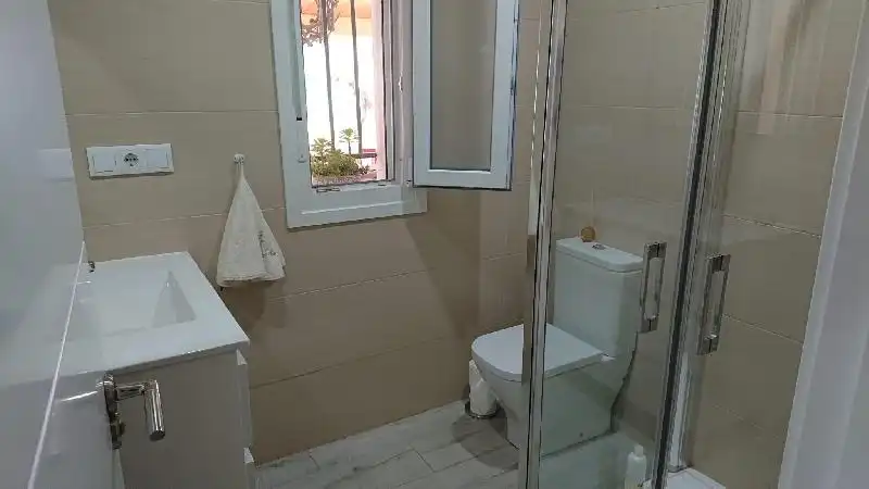 Bathroom of Houses for sale in Plasencia  with Heating, Terrace and Furnished