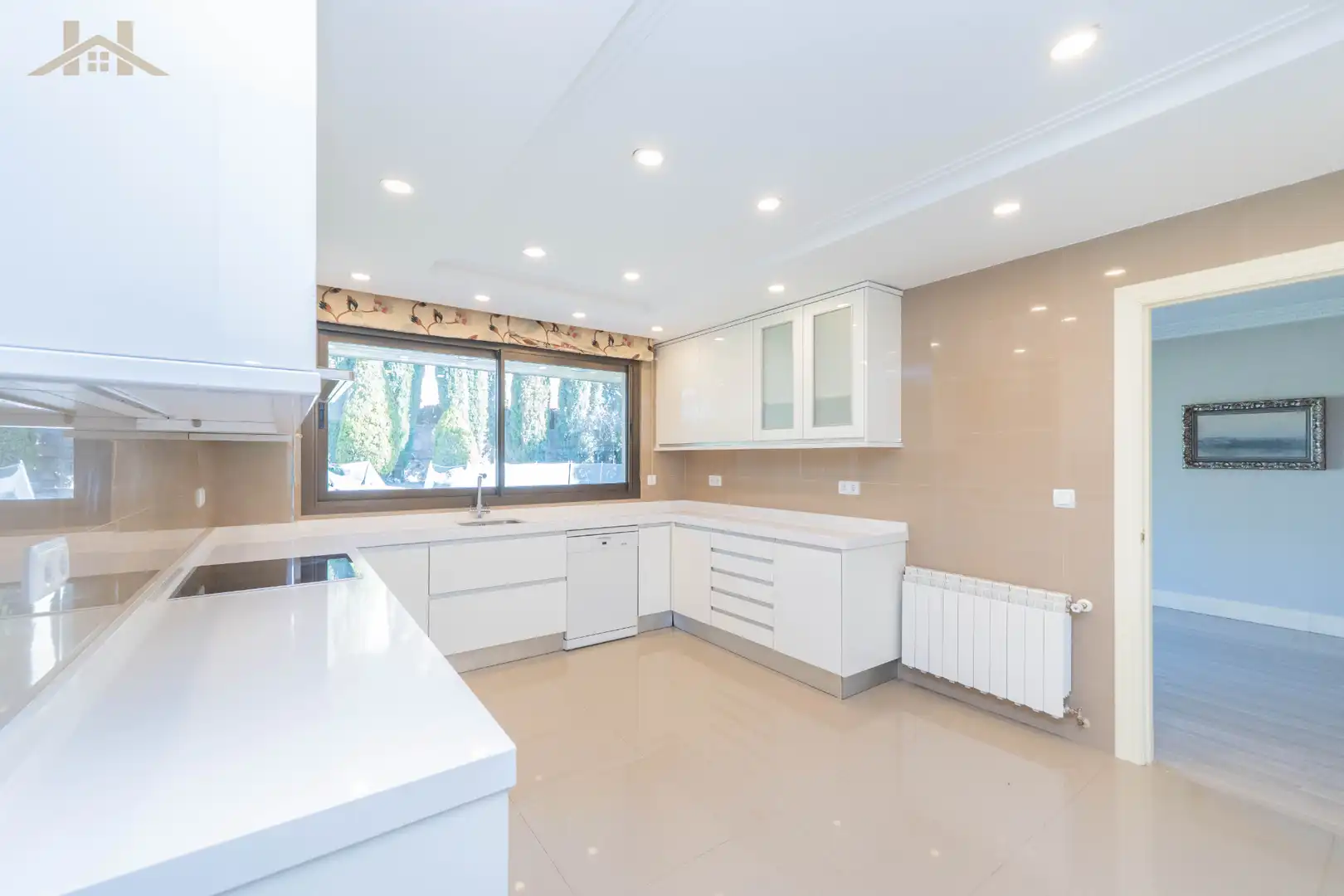 Kitchen of Houses for sale in Majadahonda  with Air Conditioner, Heating and Private garden