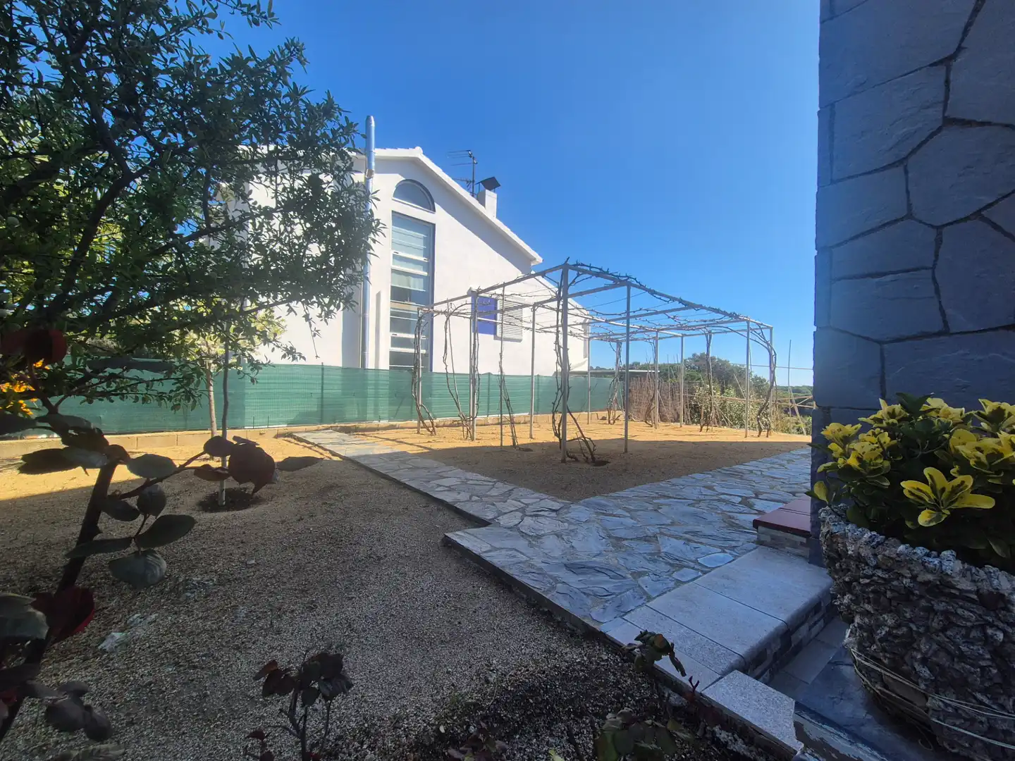 Casa con terraza en venta en Carrer Llorenç Trias 13, imagen 14