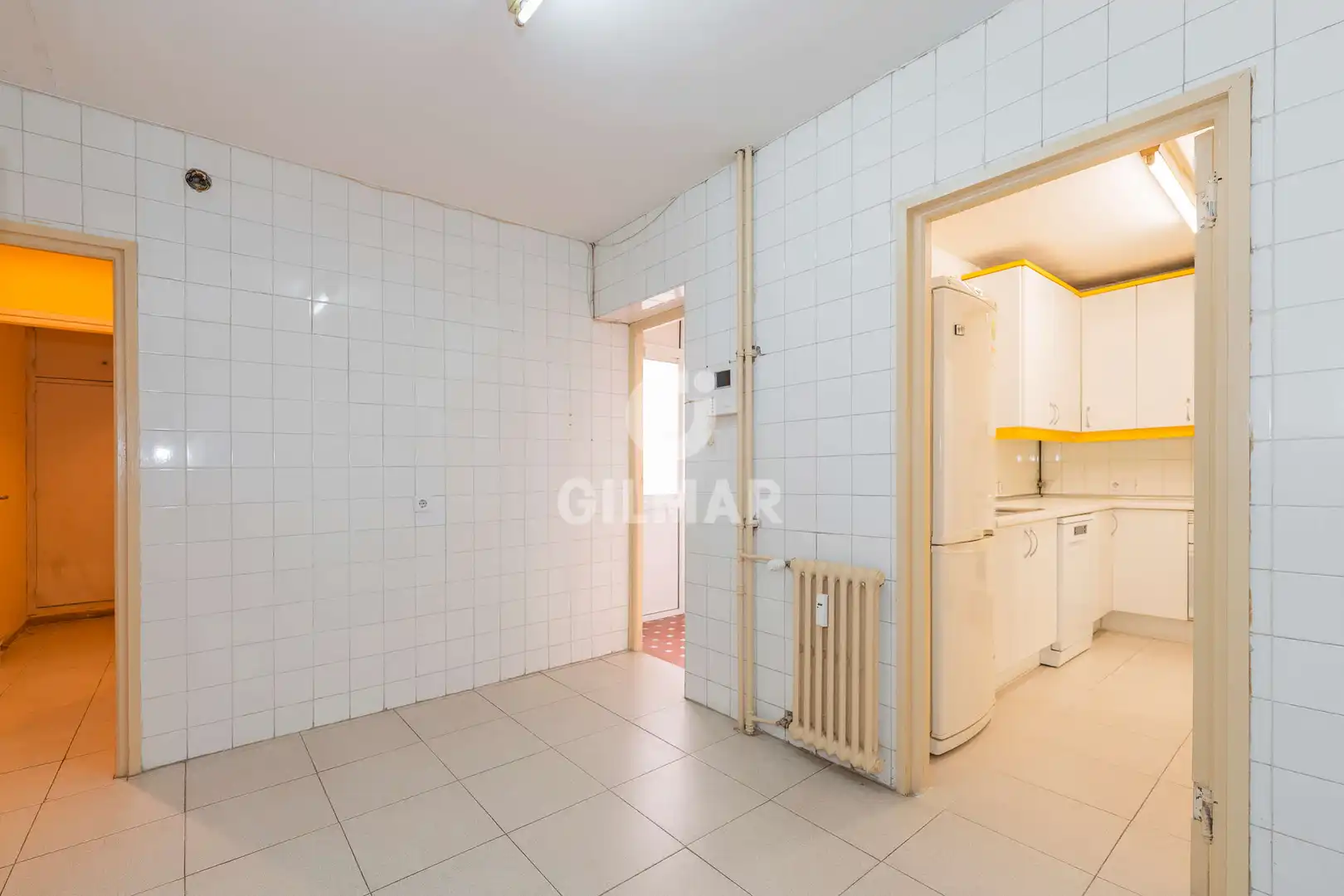 Habitación de Piso en venta en Madrid con Calefacción, Trastero y Balcón
