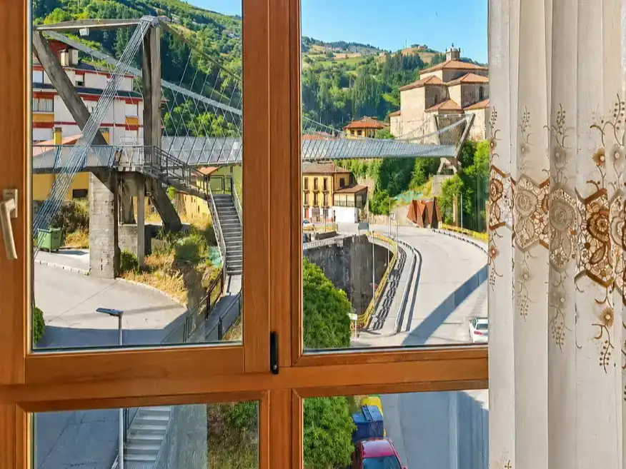 Vista exterior de Pis en venda en Cangas del Narcea