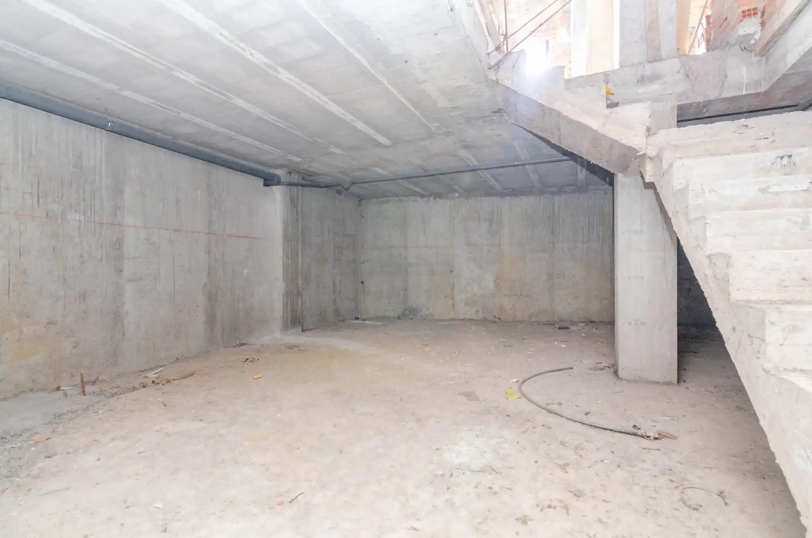 Local comercial en venda a Calle MANUEL LLANEZA 2, imagen 6