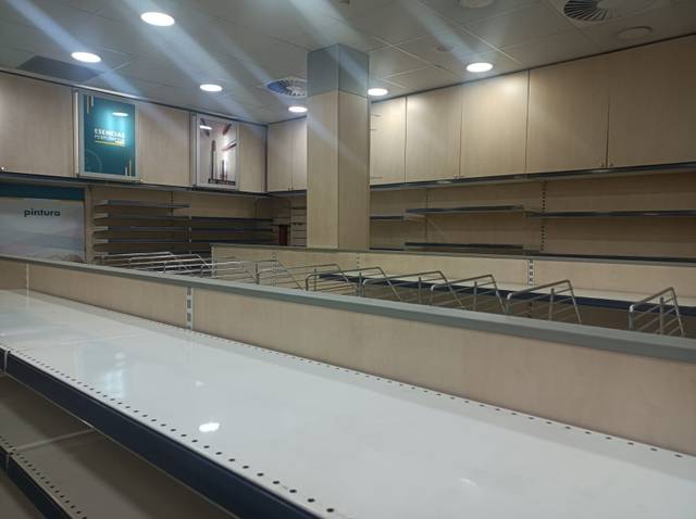 Local comercial en Alquiler en Carrer Aguileres en Singuerlín