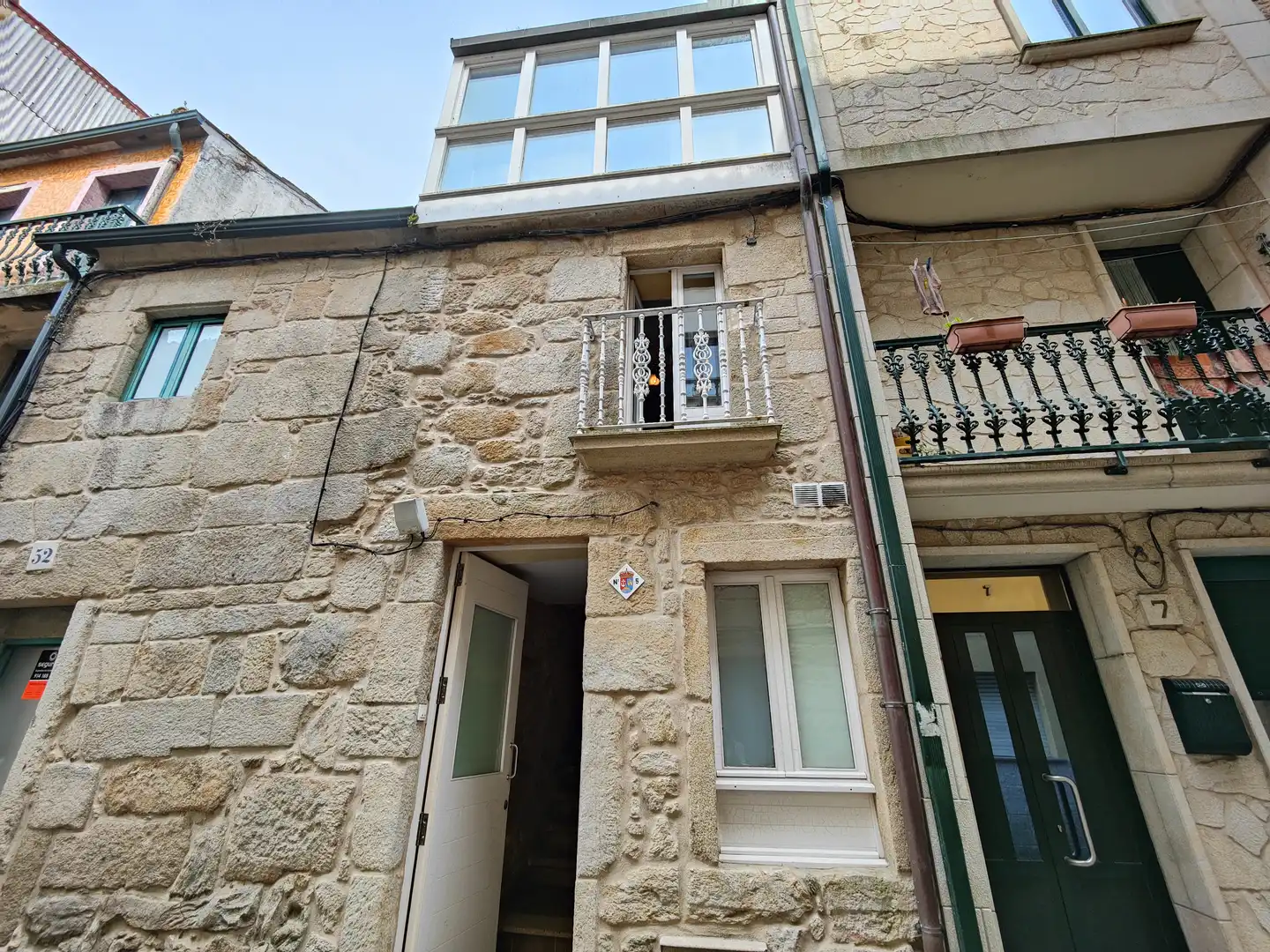 Vista exterior de Casa adosada en venta en Rianxo con Terraza