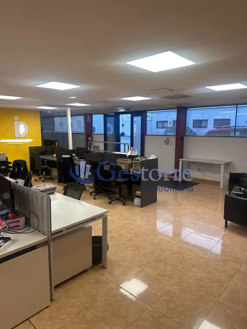 Nave industrial en venta en Siero