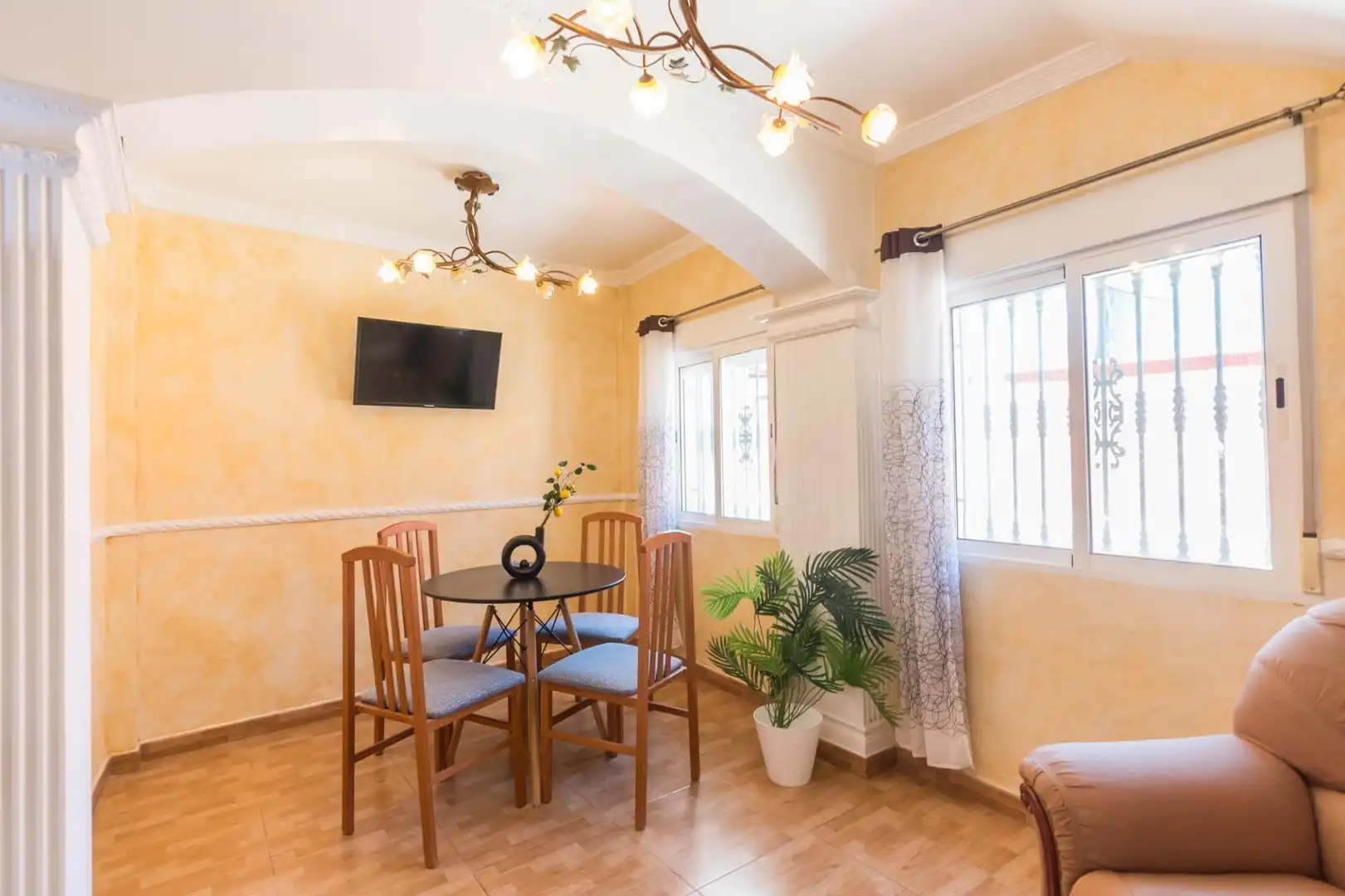 Esszimmer von Maisonette zum Verkauf in Fortuna mit Terrasse, Möbliert und Balkon