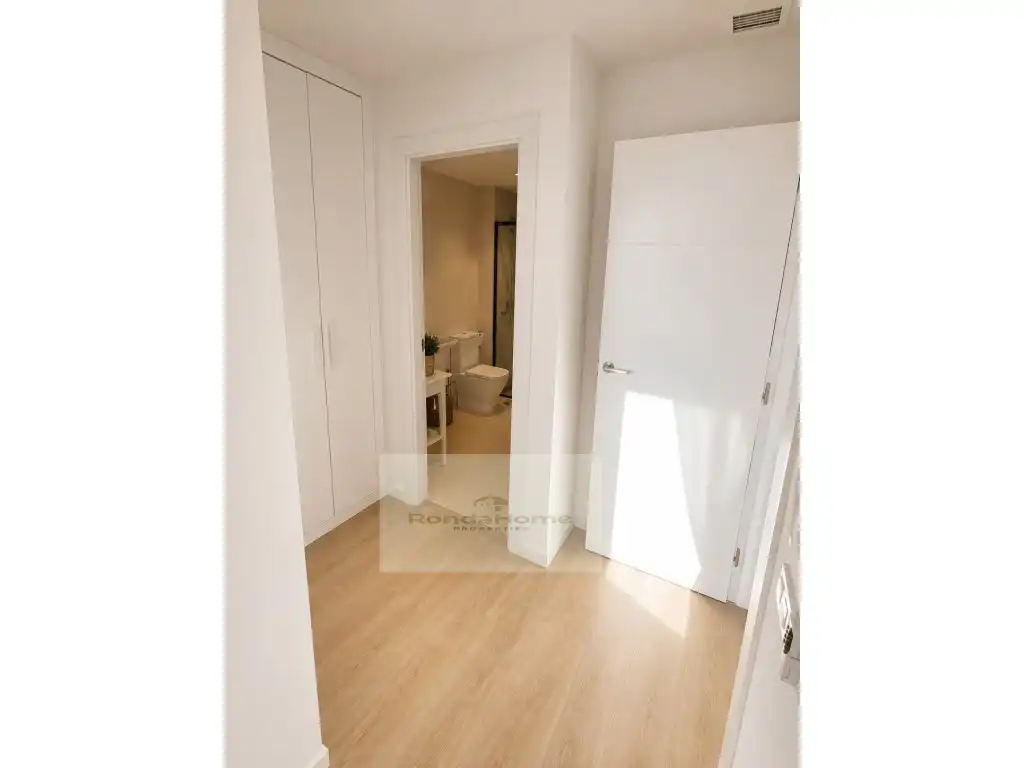 Piso de alquiler en Calle Miguel Delibes-Nva Andalu, Rodeo Alto - Guadaiza - La Campana