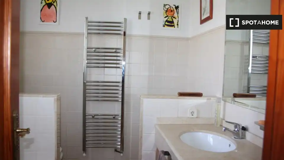 Bathroom of Flat for rent in Riba-roja de Túria  with Air Conditioner, Heating and Furnished
