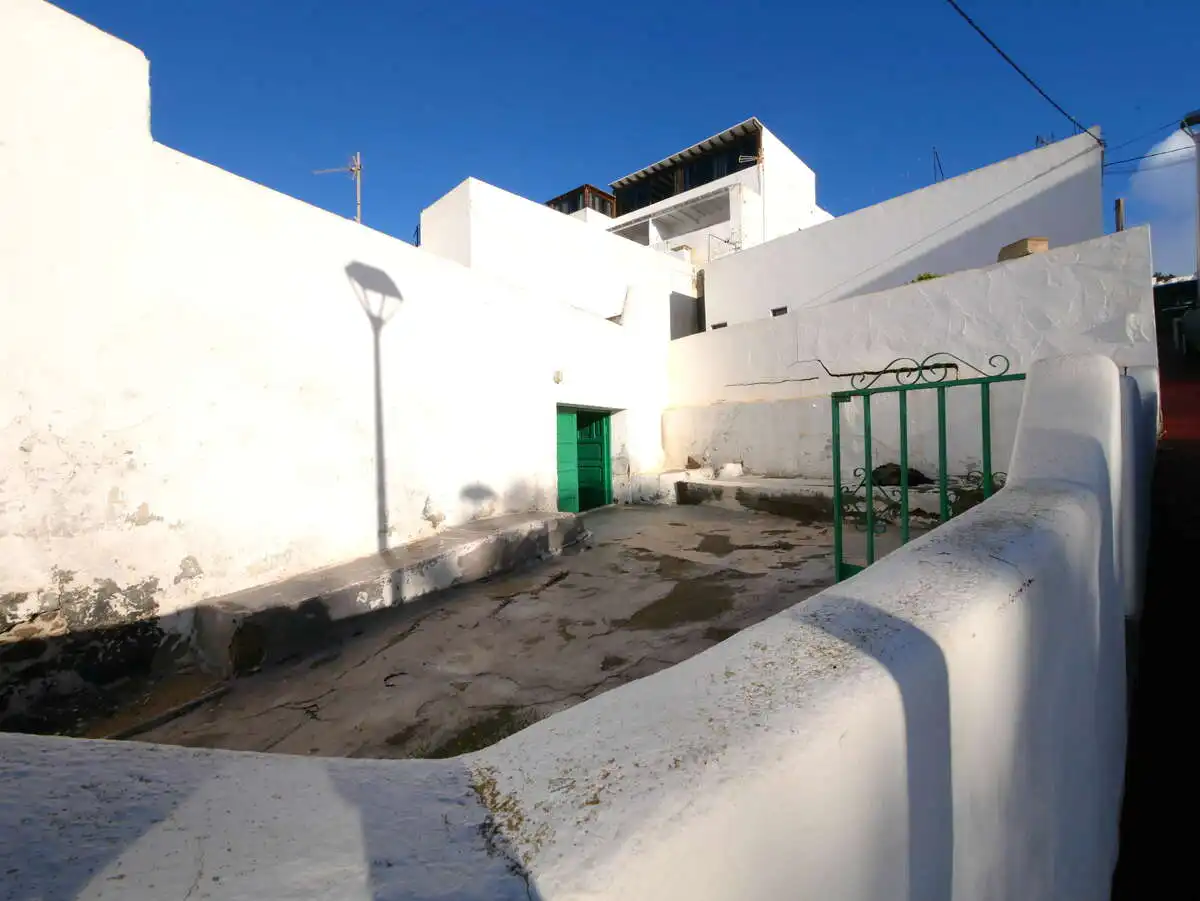 Exterior view of Houses for sale in Tías  with Terrace