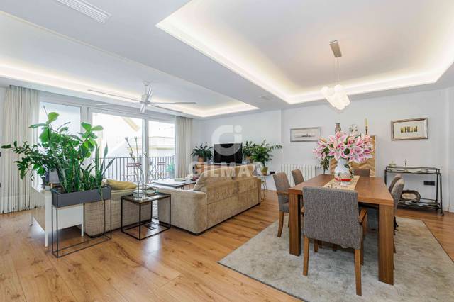 Piso en Venta en Alfalfa - Santa Cruz