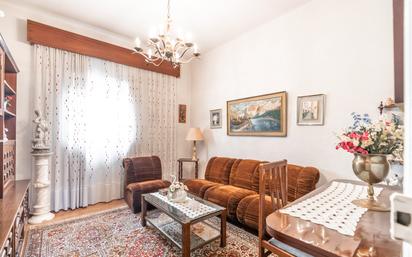 Sala d'estar de Pis en venda en  Madrid Capital