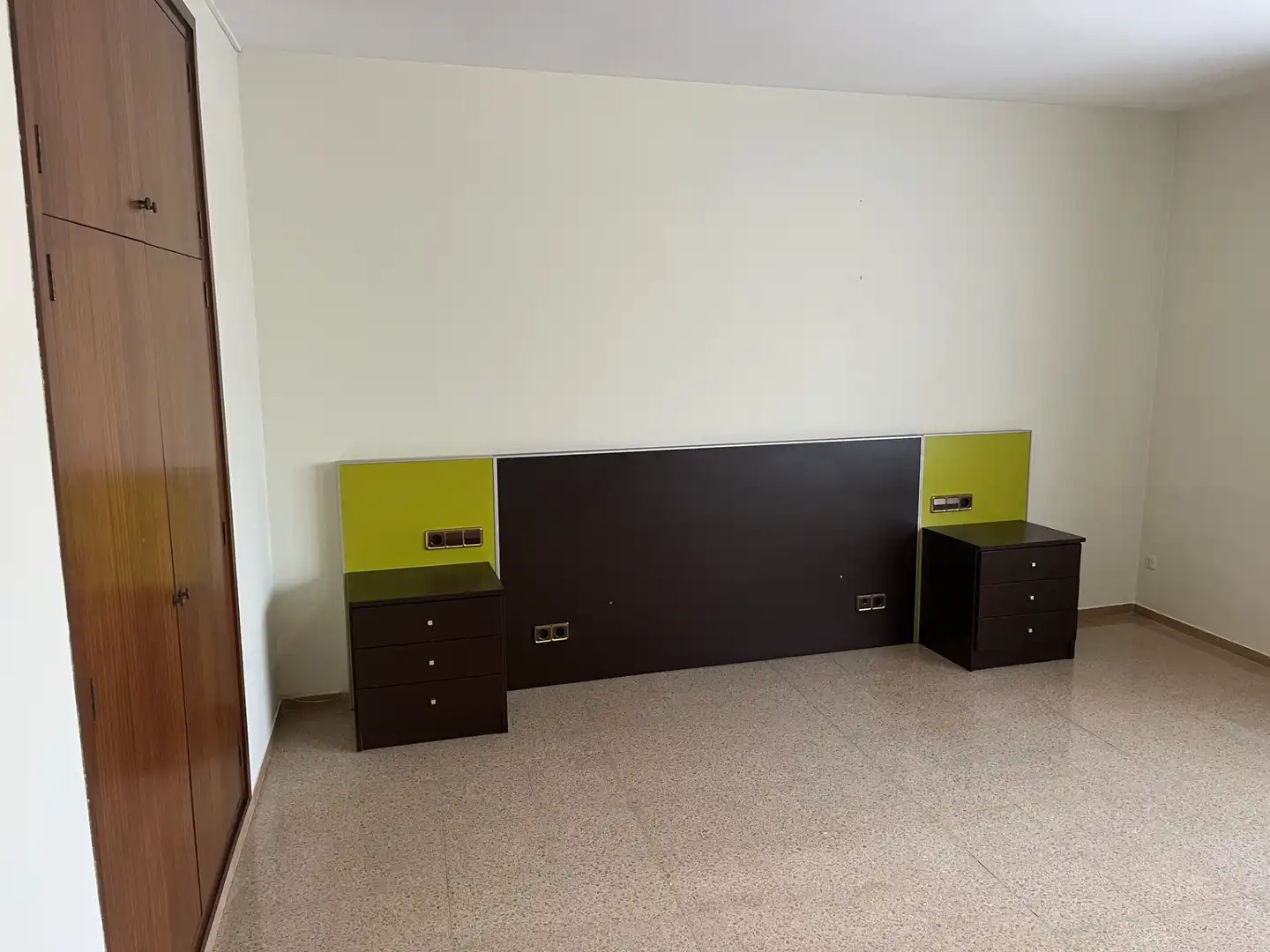 Habitación de Casa o chalet de alquiler en Castellar del Vallès con Calefacción, Trastero y Horno