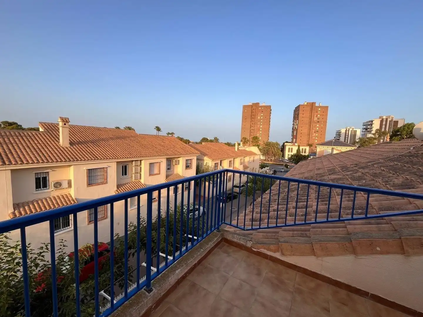 Außenansicht von Country house zum Verkauf in Orihuela mit Klimaanlage und Privatgarten