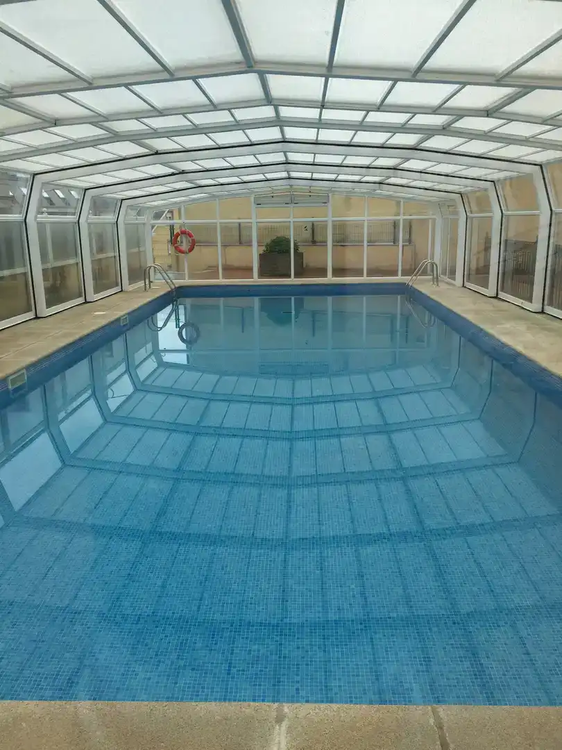 Schwimmbecken von Wohnung zur Miete in Foz, Lugo