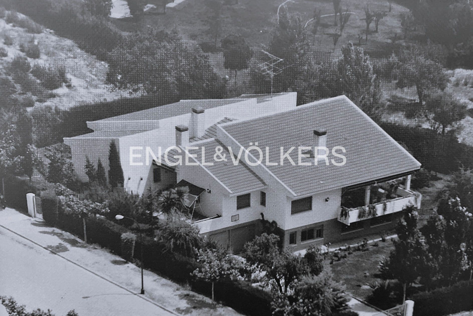 Exterior view of House or chalet for sale in Las Rozas de Madrid  with Heating, Private garden and Terrace