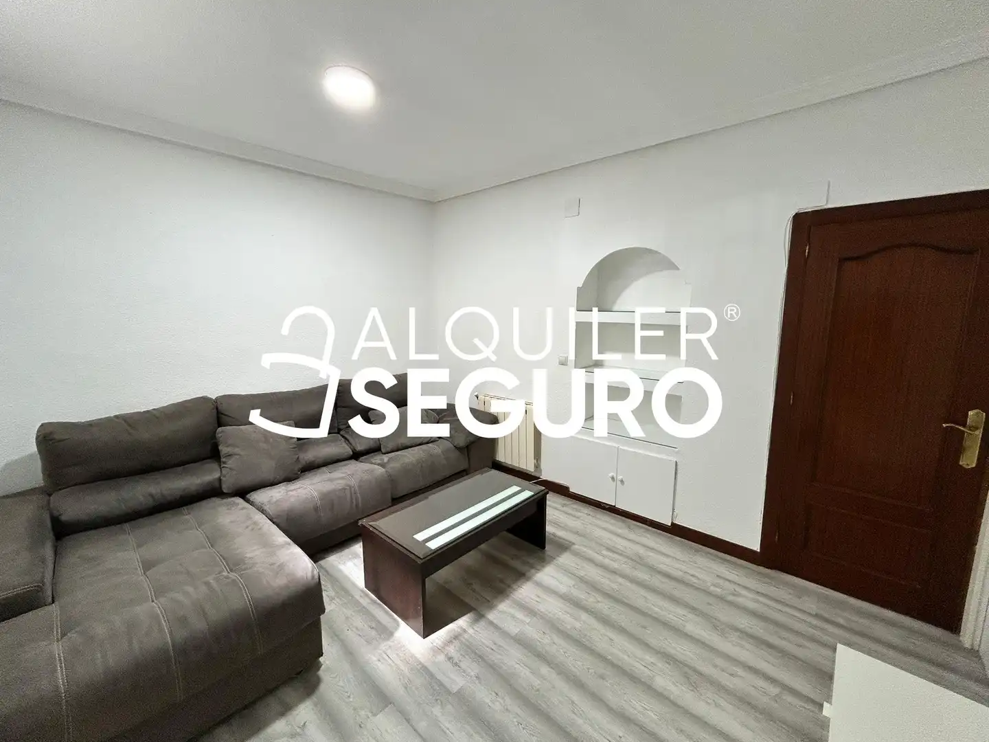 Flat for rent in Sierra de Pineda , Palomeras Bajas