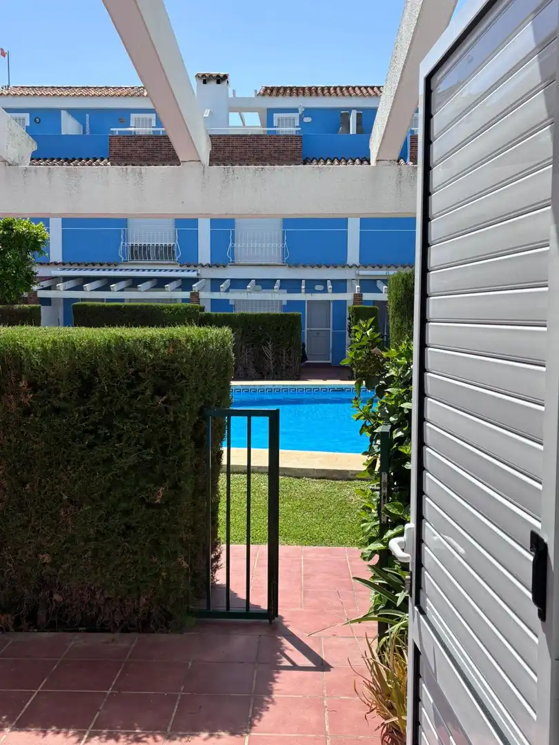 Swimming pool of Detached homes for rent in Els Poblets  with Air Conditioner, Heating and Private garden