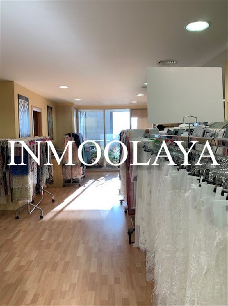 Office for sale in  Barcelona Capital  with Air Conditioner, Heating and Furnished