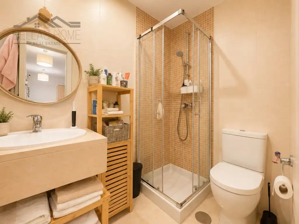 Badezimmer von Maisonette zum Verkauf in Estepona mit Klimaanlage, Terrasse und Schwimmbad