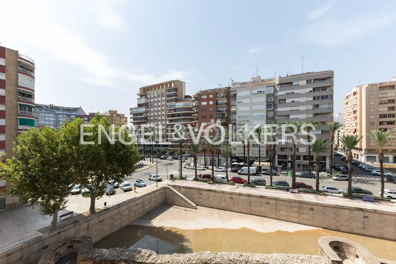 Vista exterior de Dúplex de alquiler en Alzira con Aire acondicionado, Calefacción y Terraza