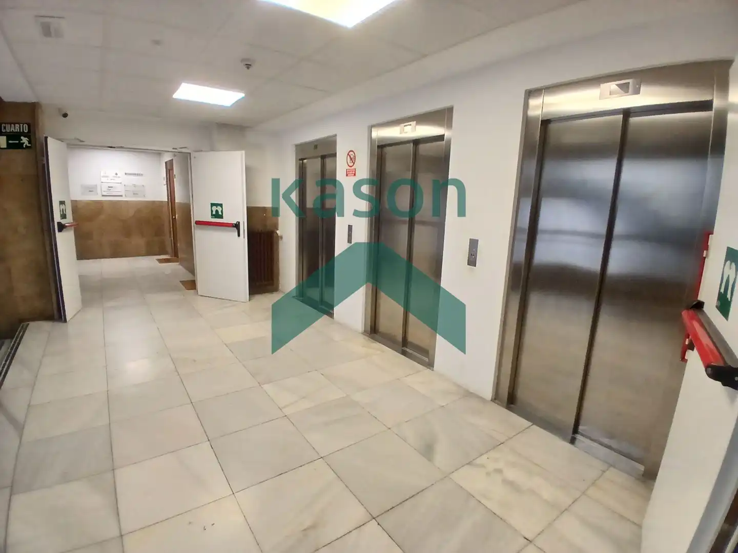 Office for sale in Madrid  with Air Conditioner and Heating