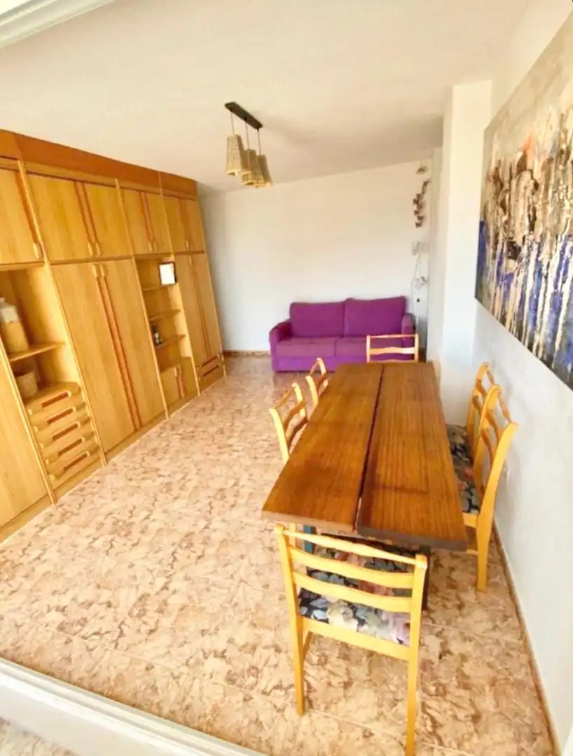 Wohnzimmer von Wohnungen zur Miete in Alicante / Alacant mit Klimaanlage, Schwimmbad und Möbliert