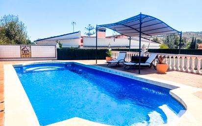 Swimming pool of House or chalet for sale in Chiva  with Air Conditioner, Terrace and Swimming Pool