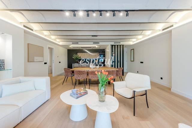 Piso en Venta en Aribau en Sant Gervasi- Galvany