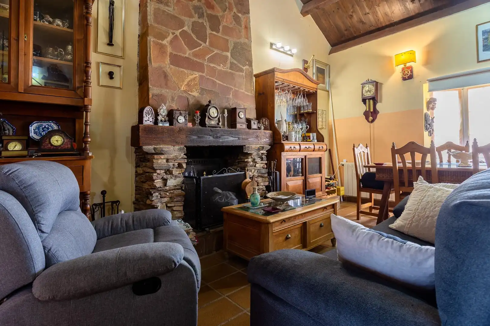 Sala de estar de Casa o chalet en venta en Villar del Olmo con Calefacción, Jardín privado y Terraza