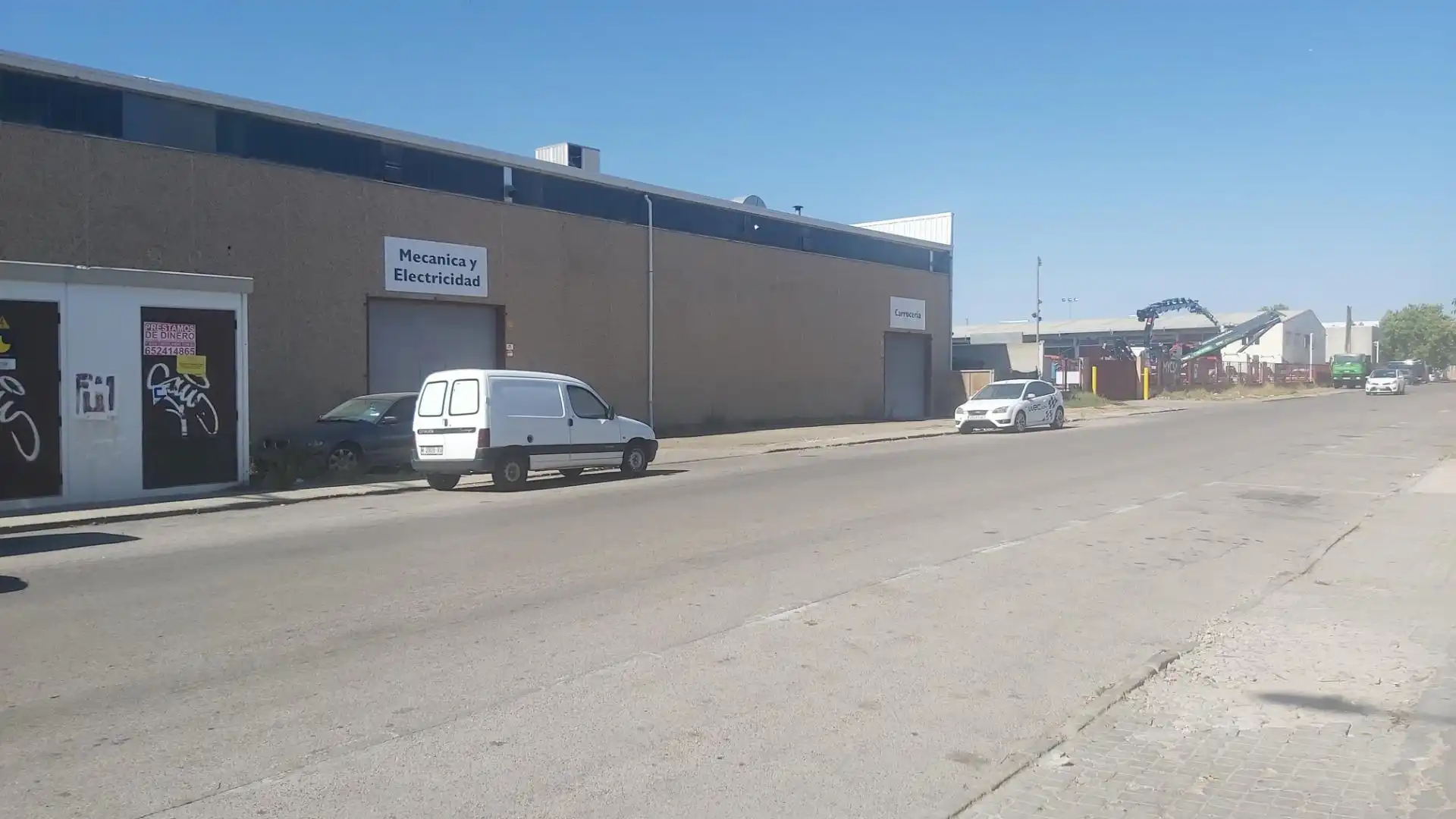 Nave industrial in vendita a Calle DERBI, imagen 4