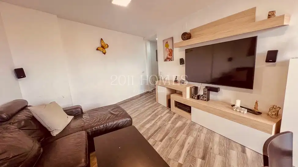 Living room of Flat for sale in Málaga  with Air Conditioner, Private garden and Balcony