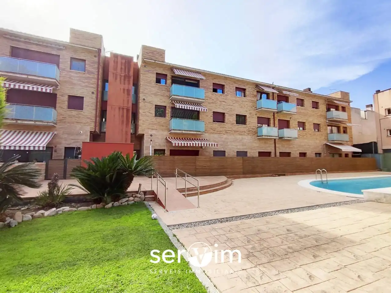 Vista exterior de Piso en venta en Santa Cristina d'Aro con Calefacción, Terraza y Trastero