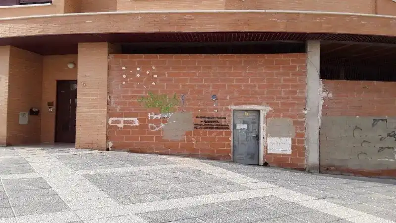 Local comercial en venda a Calle Cortinas de Cervantes, imagen 5