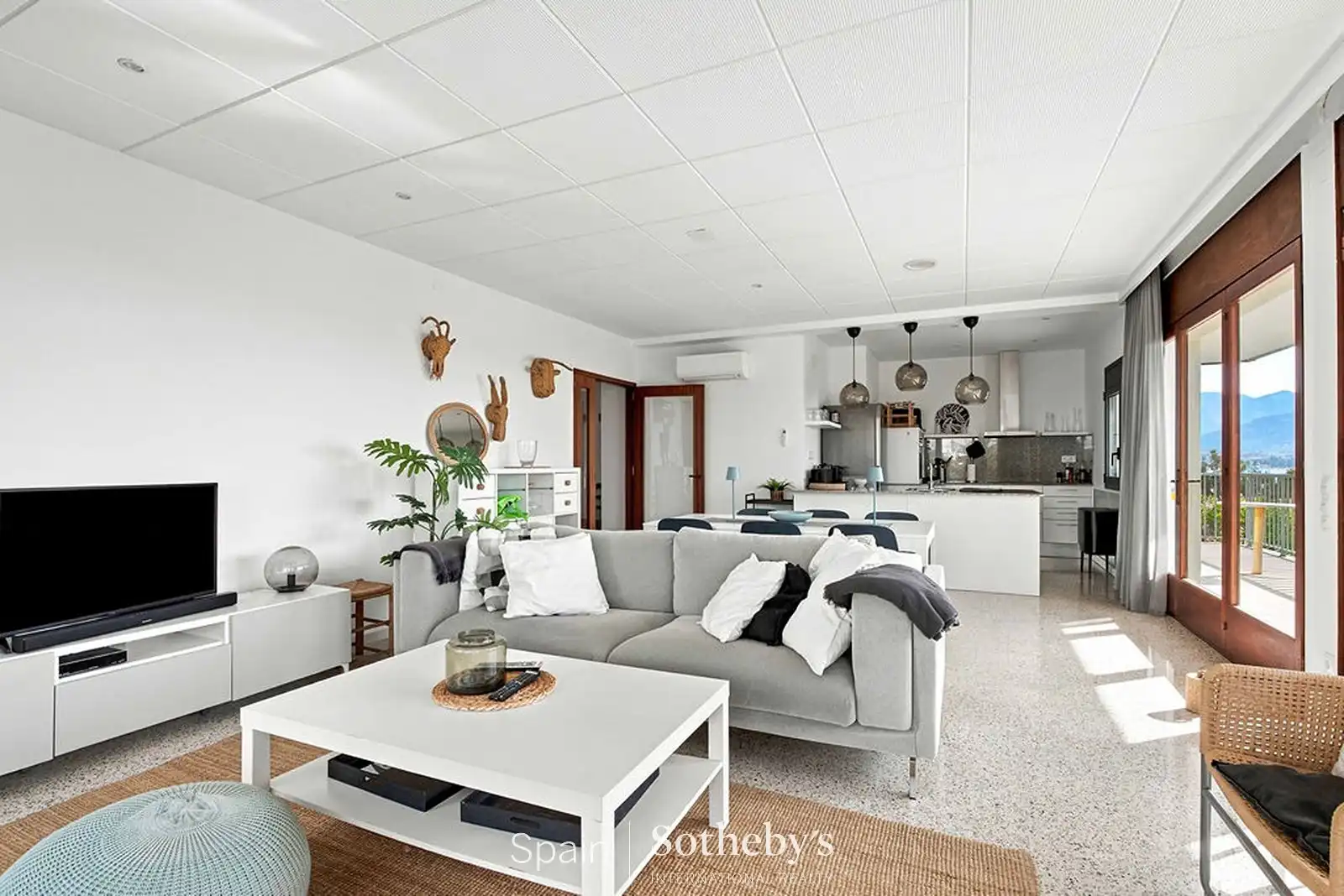 Sala de estar de Edificio en venta en Roses