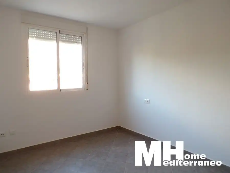 Habitación de Casa adosada en venta en Gilet con Aire acondicionado