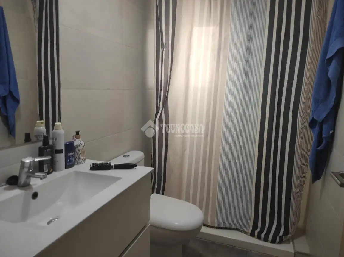 Piso con terraza en venta en Zona Concordia, imagen 2