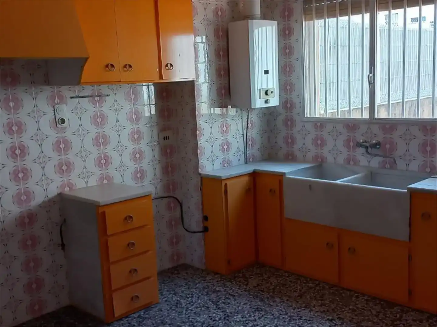 Cocina de Casa adosada en venta en Pobles del Sud
