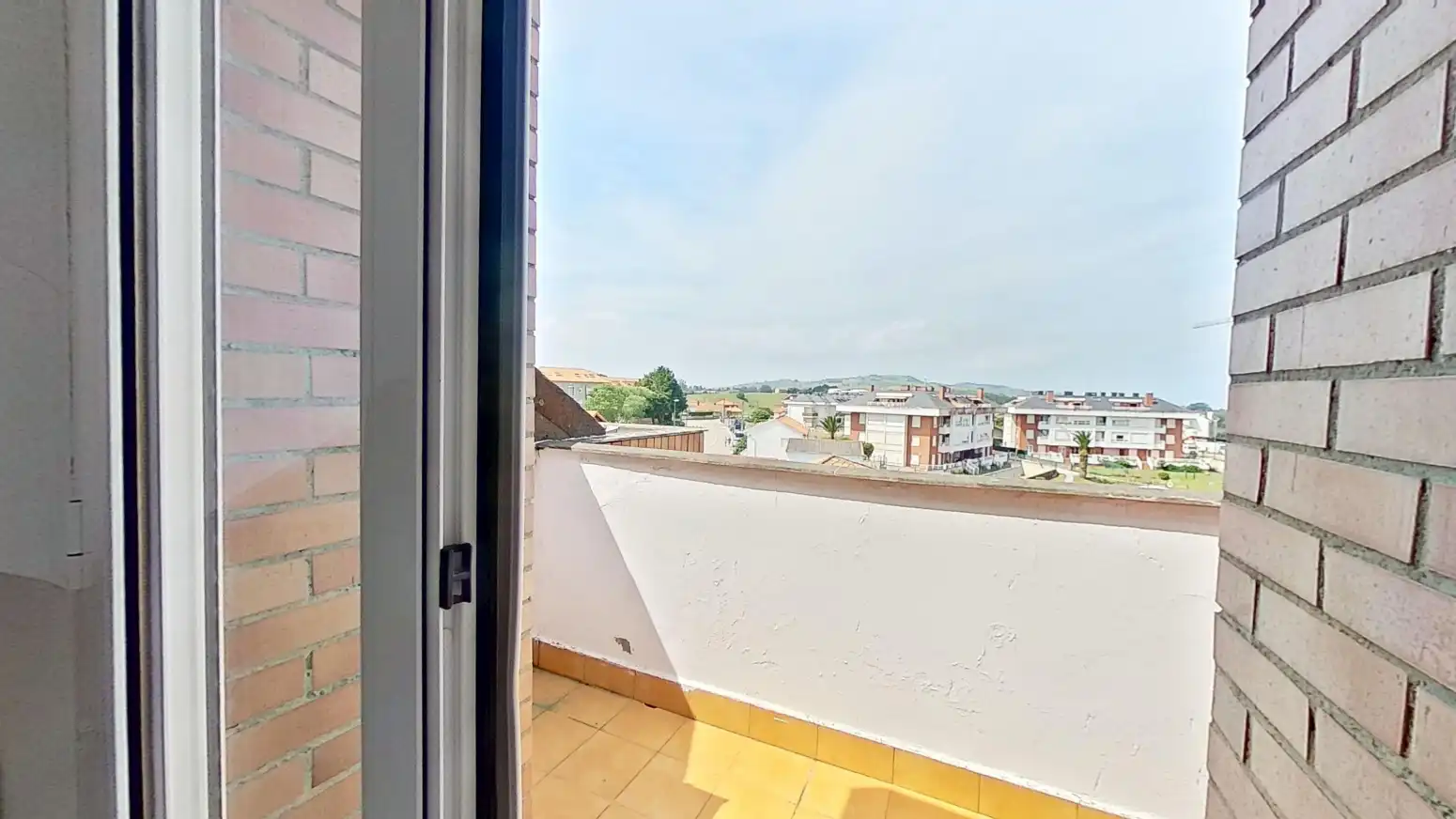 Terraza de Piso en venta en Suances con Calefacción, Jardín privado y Terraza