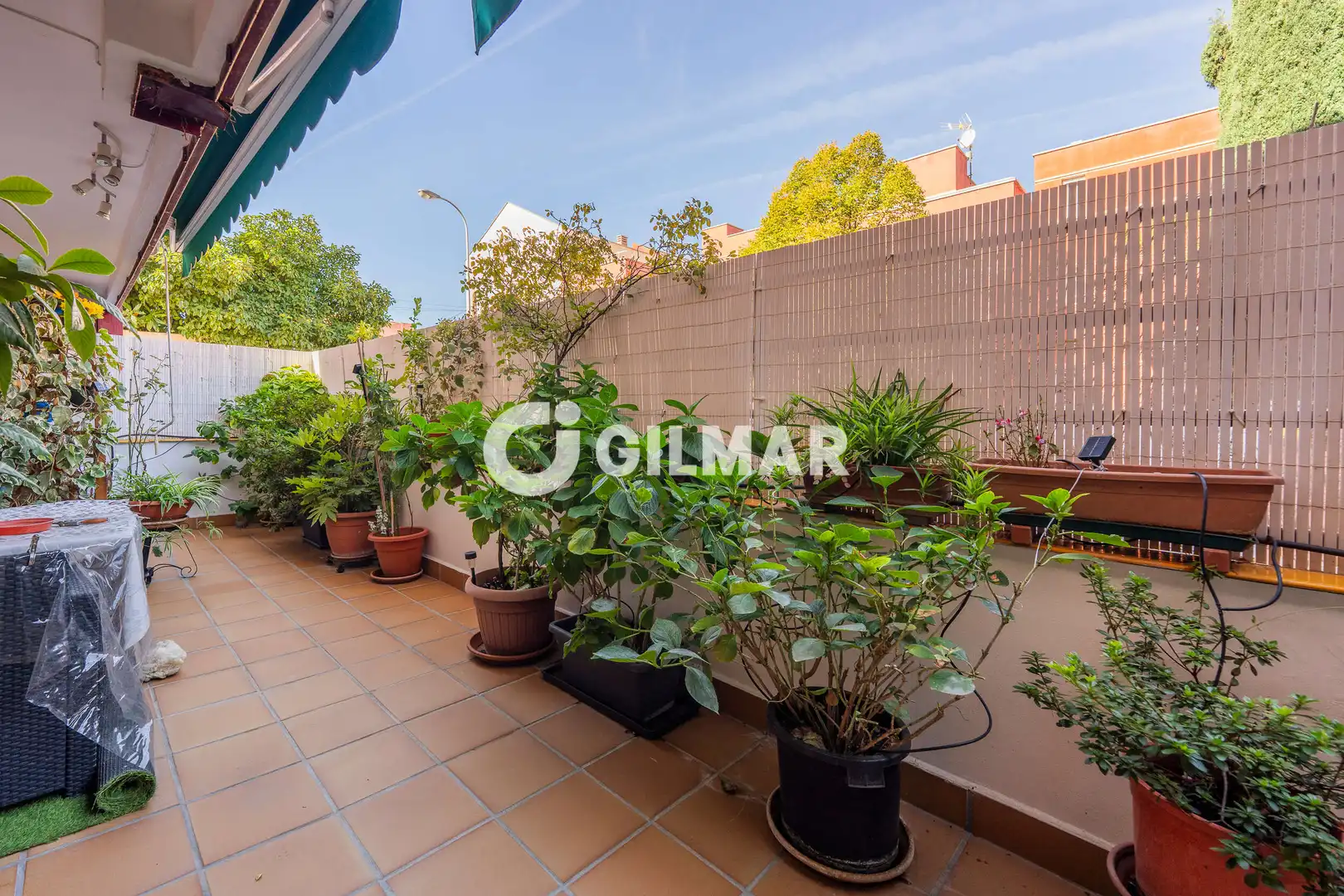 Terrassa de Pis en venda en Madrid amb Calefacció, Jardí privat i Piscina
