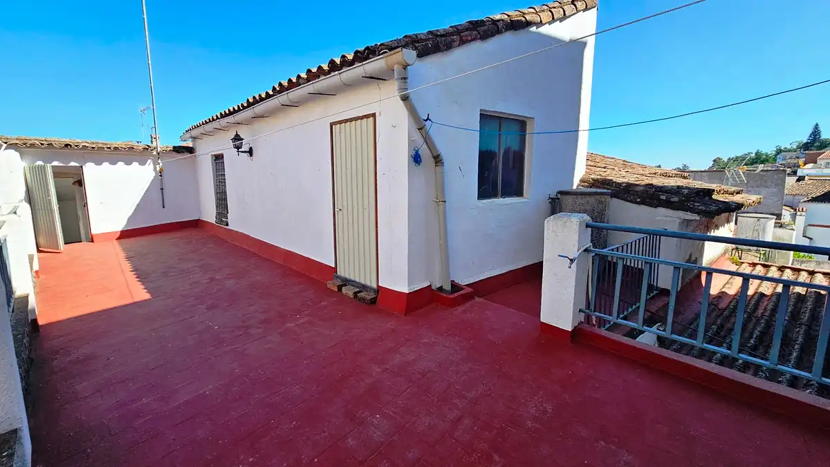 Vista exterior de Casa o xalet en venda en Cortegana amb Terrassa i Traster
