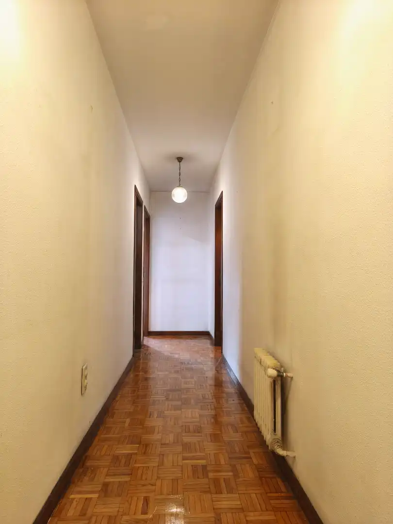 Piso con ascensor en venta en Rúa de Frei Rosendo Salvado, imagen 5