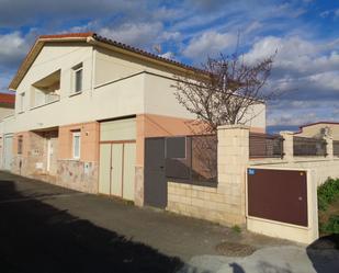 Exterior view of Single-family semi-detached for sale in Cuzcurrita de Río Tirón  with Heating and Terrace