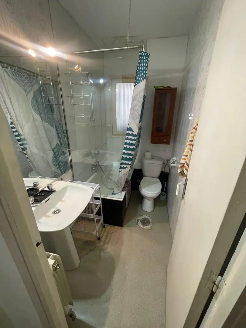 Bathroom of Flat for rent in Valladolid  with Heating and Furnished