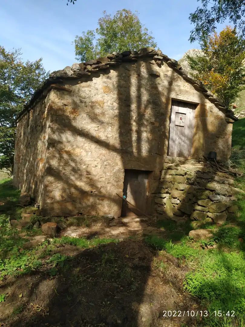 Vista exterior de Casa o chalet en venta en Soba con Jardín privado