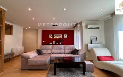 Sala d'estar de Apartament en venda en Algemesí amb Aire condicionat i Balcó