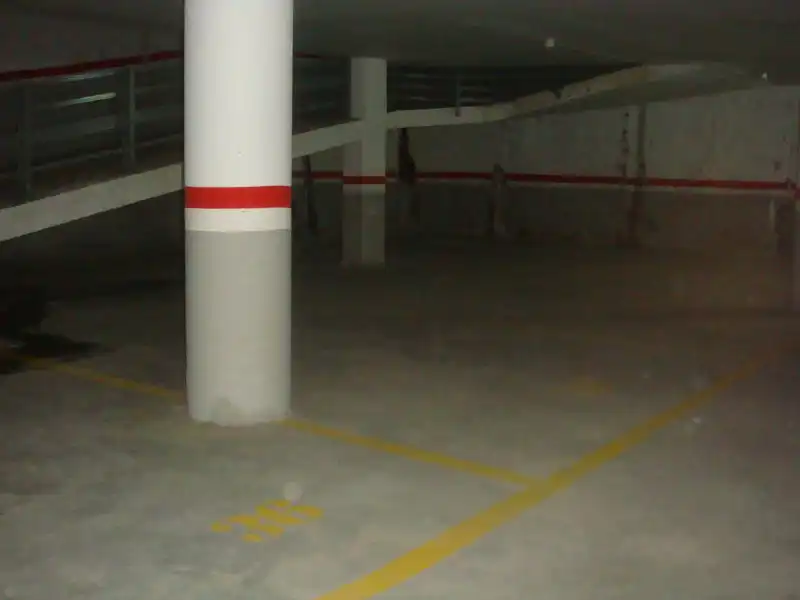 Parking with lift for sale in C/ Aries, imagen 6